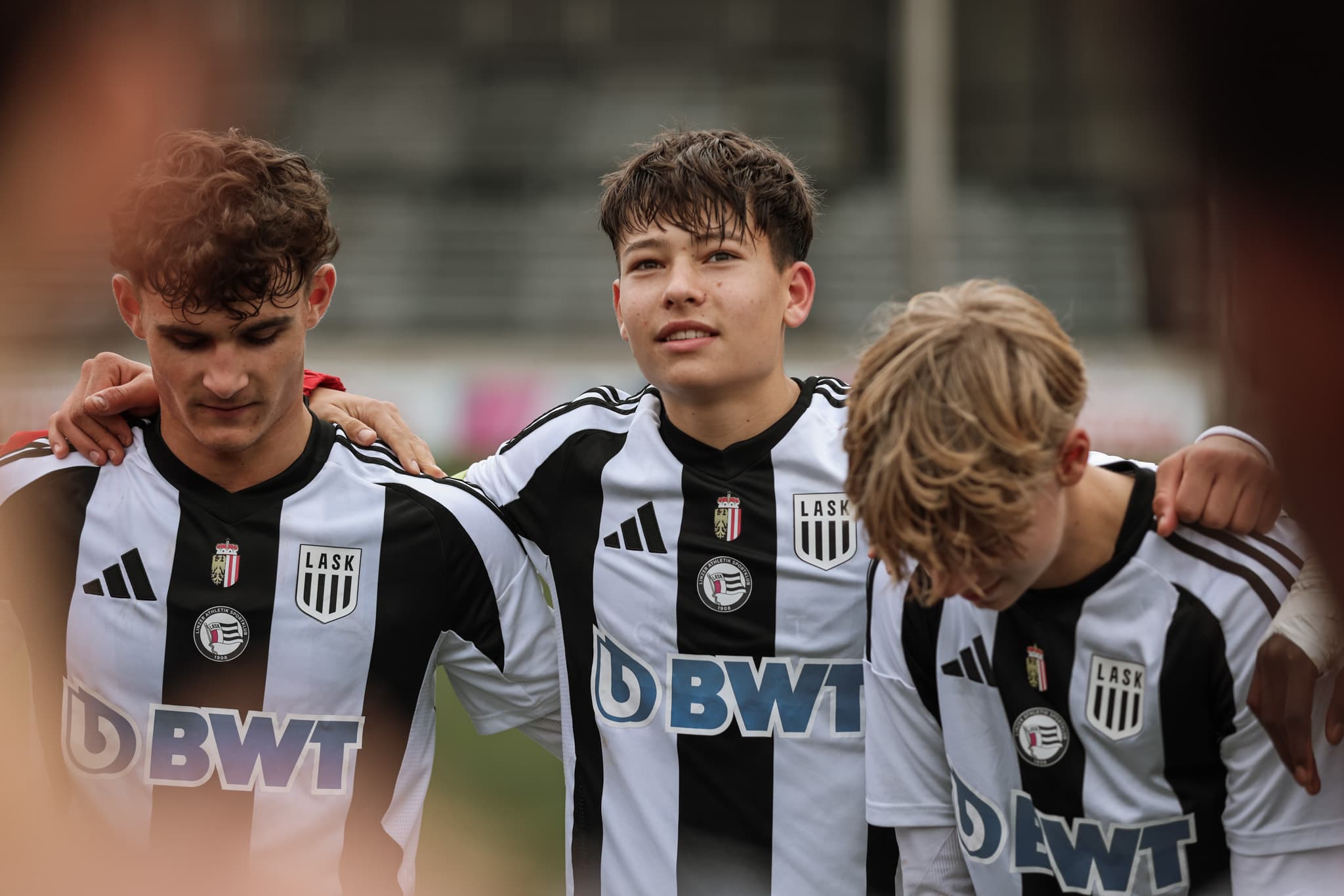 Header S Ichtung AKA 25