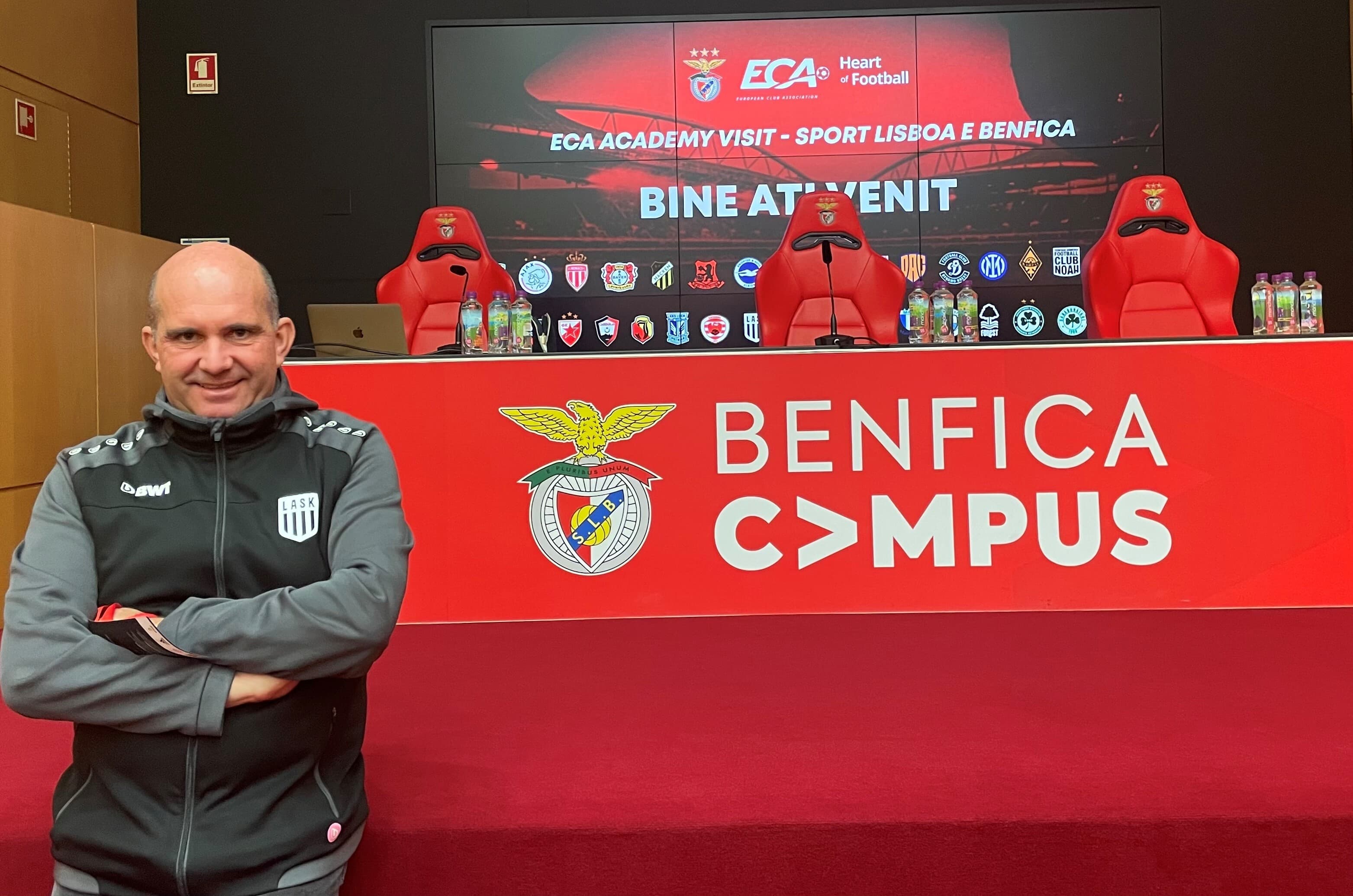 Header Muhr Benfica